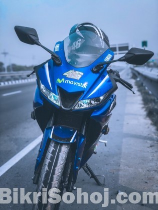 YAMAHA R15 V3 Movistar